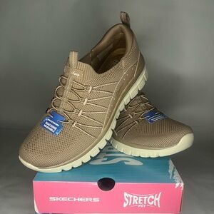 SKECHERS Stretch Fit Memory Foam Women’s Shoes